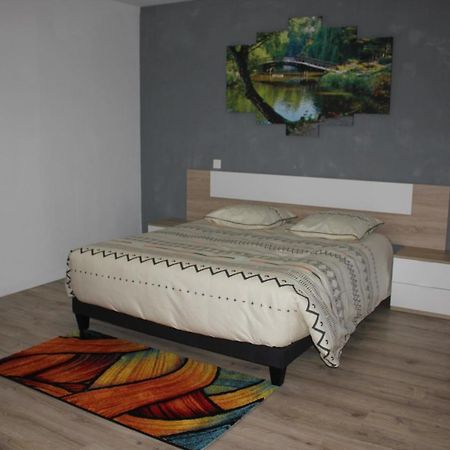 Les Chambres En Champagne เอแปร์เน ภายนอก รูปภาพ